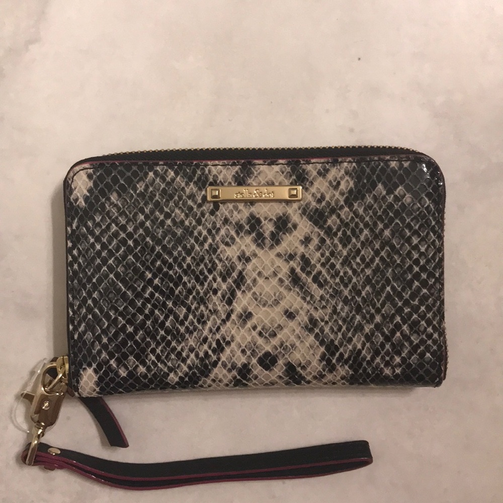 Stella and dot leather clutch